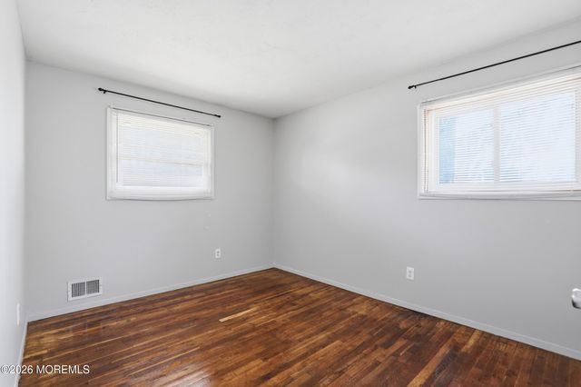 112 Dittmar Drive, Toms River, NJ 08757