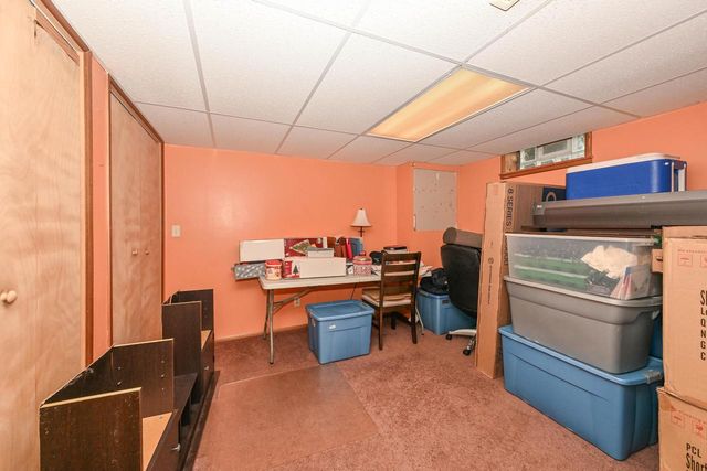 2214 W Rohr AVENUE, Milwaukee, WI 53209