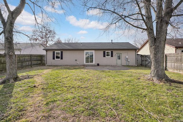 2831 Squire Lane, Evansville, IN 47715