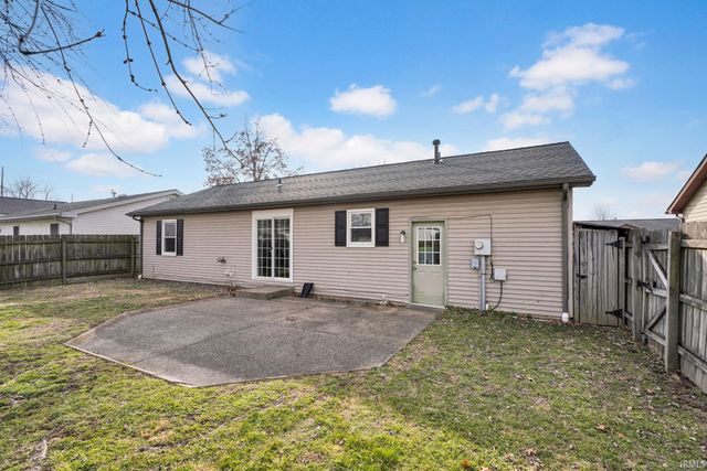 2831 Squire Lane, Evansville, IN 47715