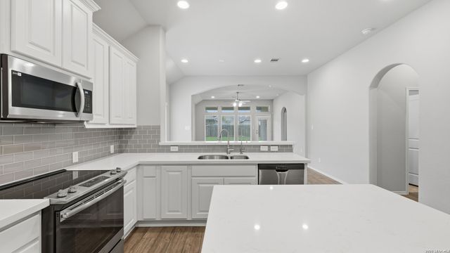 2973 Coral Way, Seguin, TX 78155