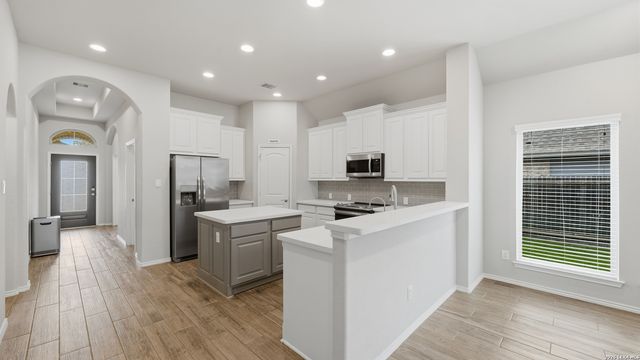 2973 Coral Way, Seguin, TX 78155
