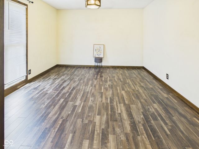 186 E Gay Drive, Alexandria, IN 46001