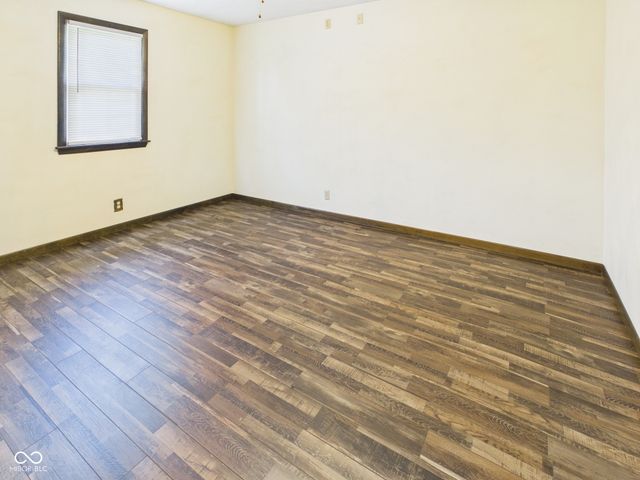 186 E Gay Drive, Alexandria, IN 46001