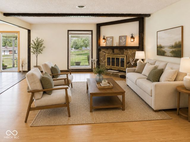 186 E Gay Drive, Alexandria, IN 46001