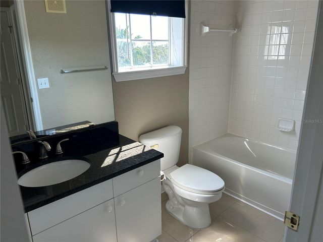 3599 CONROY ROAD 934, Orlando, FL 32839