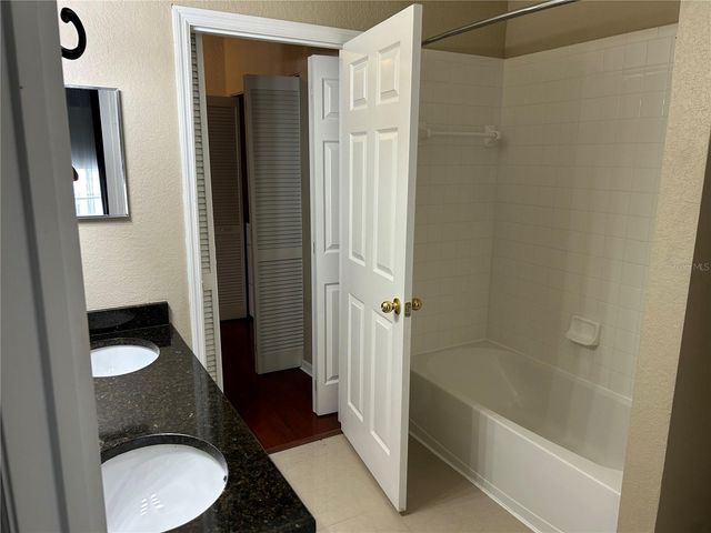 3599 CONROY ROAD 934, Orlando, FL 32839