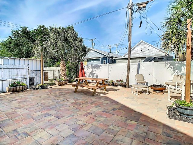 2904 SANCHEZ STREET, Tampa, FL 33605