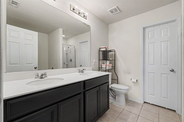 1437 Waggoner Drive, Aubrey, TX 76227