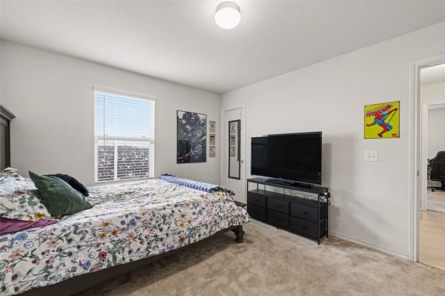 1437 Waggoner Drive, Aubrey, TX 76227
