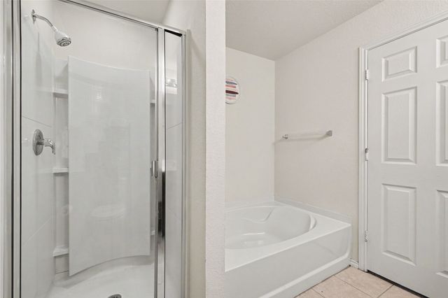 1437 Waggoner Drive, Aubrey, TX 76227