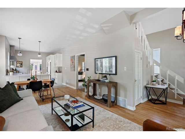 221 S Ogden St, Denver, CO 80209