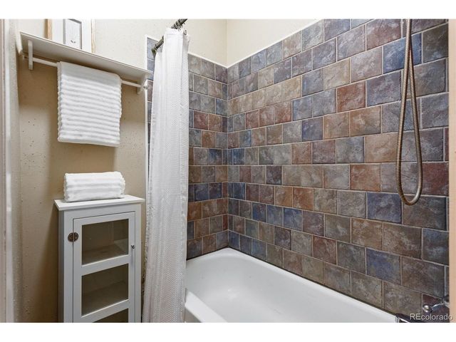 221 S Ogden St, Denver, CO 80209