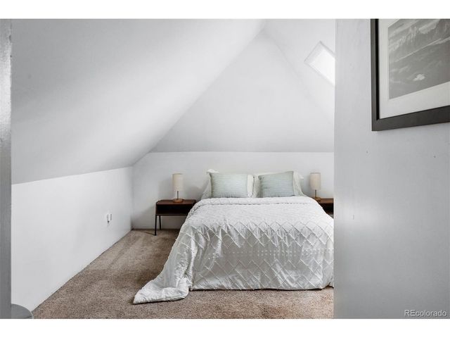221 S Ogden St, Denver, CO 80209