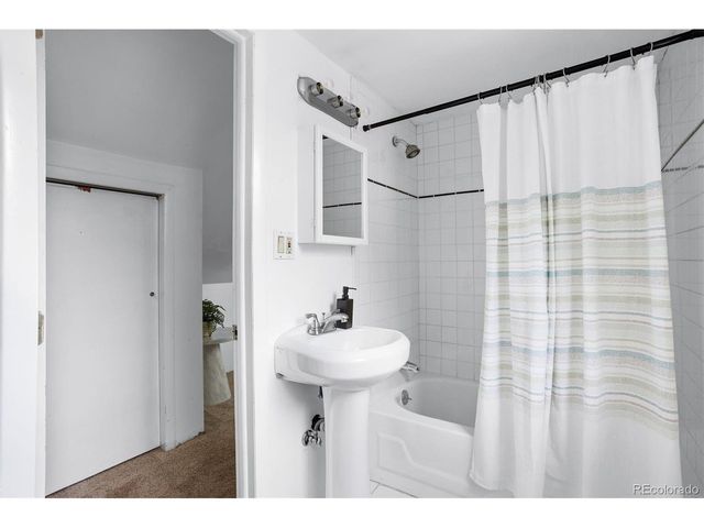 221 S Ogden St, Denver, CO 80209