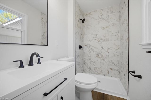 4906 Gulfstream CIR, Virginia Beach, VA 23464