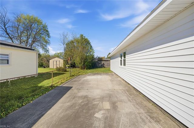 4906 Gulfstream CIR, Virginia Beach, VA 23464