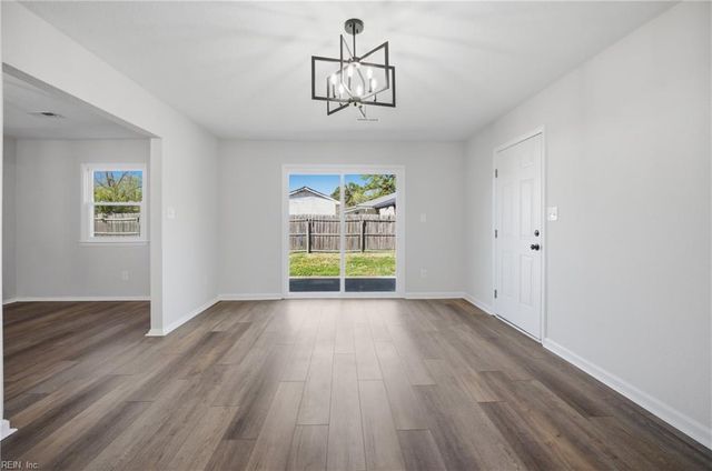 4906 Gulfstream CIR, Virginia Beach, VA 23464