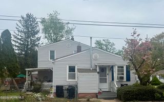 98 Belshaw Avenue, Shrewsbury Twp, NJ 07724