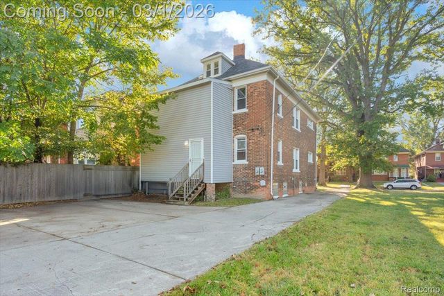 1202 Lawrence Street, Detroit, MI 48202