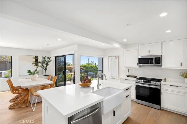 246 Fairview Lower Unit, Laguna Beach, CA 92651