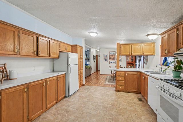 38039 20th Avenue, Gobles, MI 49055