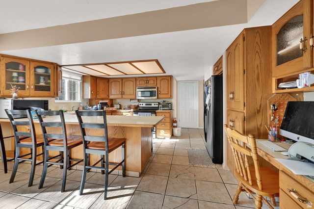 1917 W 250 N, Marriott Slaterville, UT 84404