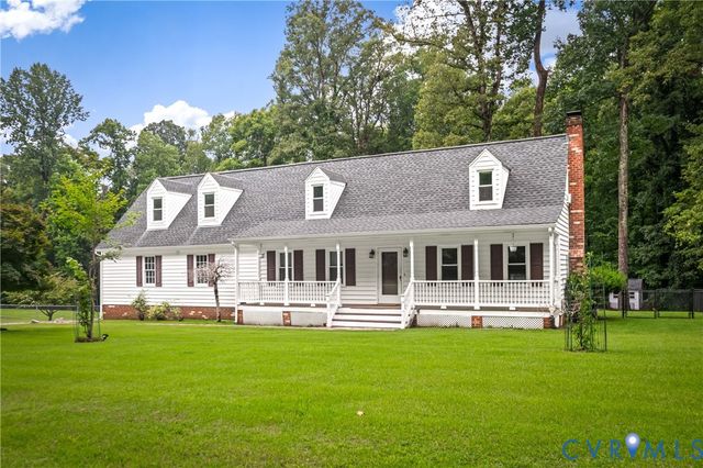 14800 Walthall Dr, Colonial Heights, VA 23834