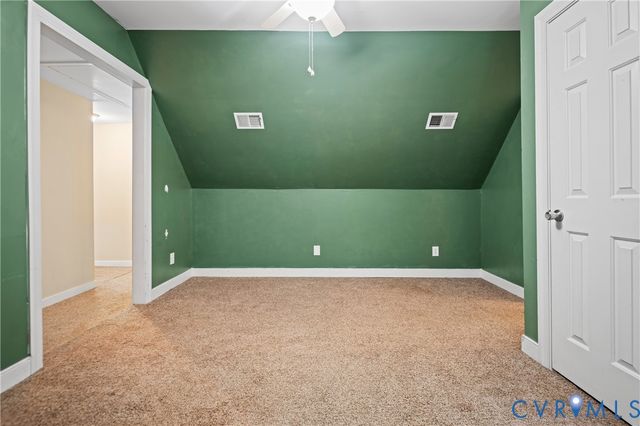 14800 Walthall Dr, Colonial Heights, VA 23834