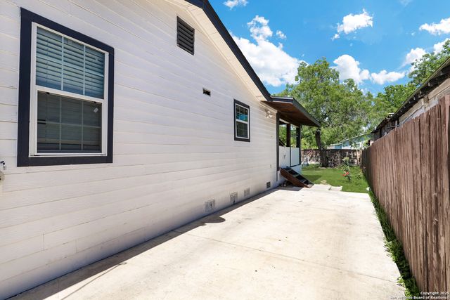 107 Blueridge, San Antonio, TX 78207
