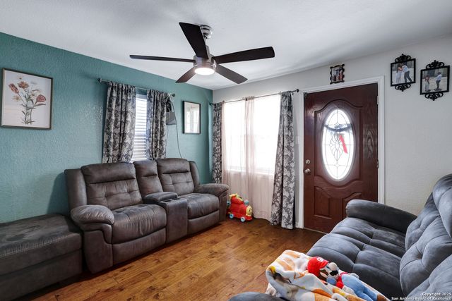 107 Blueridge, San Antonio, TX 78207