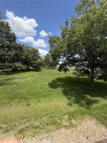 2243 2243 County Road 130 3, Pearland, TX 77581
