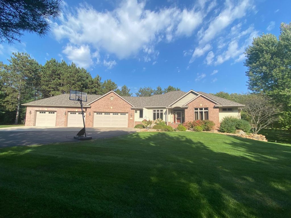 26743 Woodlands Parkway, Zimmerman, MN 55398