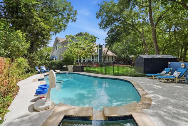 3017 Broken Bow Street, Denton, TX 76209