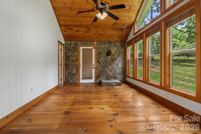 40 Brierfield Drive, Candler, NC 28715