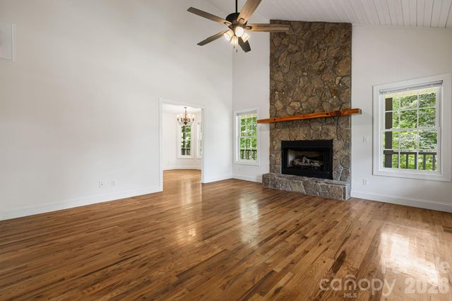 40 Brierfield Drive, Candler, NC 28715