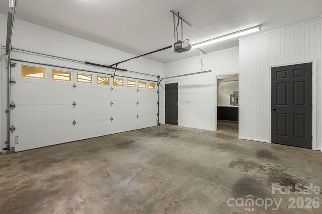 40 Brierfield Drive, Candler, NC 28715