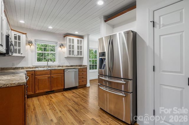 40 Brierfield Drive, Candler, NC 28715
