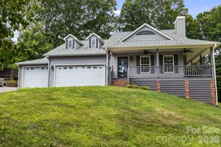 40 Brierfield Drive, Candler, NC 28715