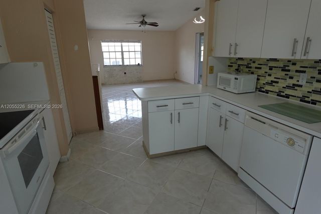 7030 NW 173rd Drive 1602, Hialeah, FL 33015