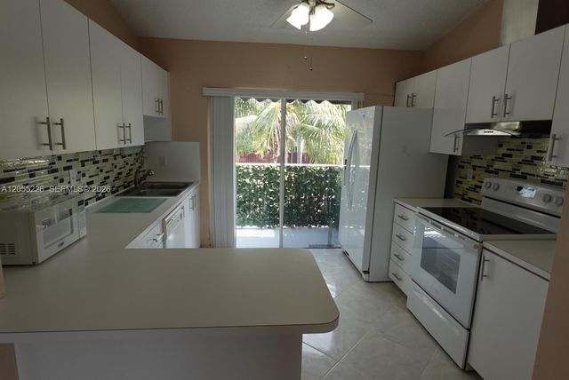 7030 NW 173rd Drive 1602, Hialeah, FL 33015