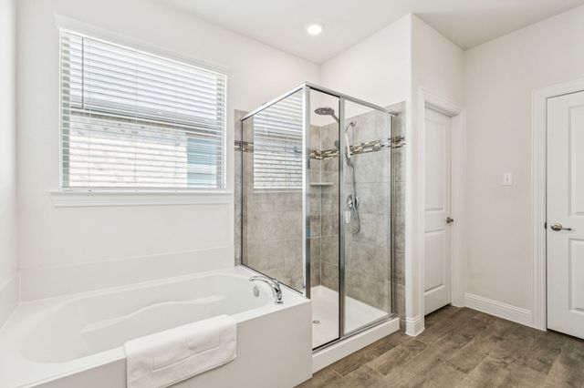 11004 Los Alamos Drive, Aubrey, TX 76227
