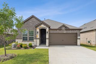 11004 Los Alamos Drive, Aubrey, TX 76227