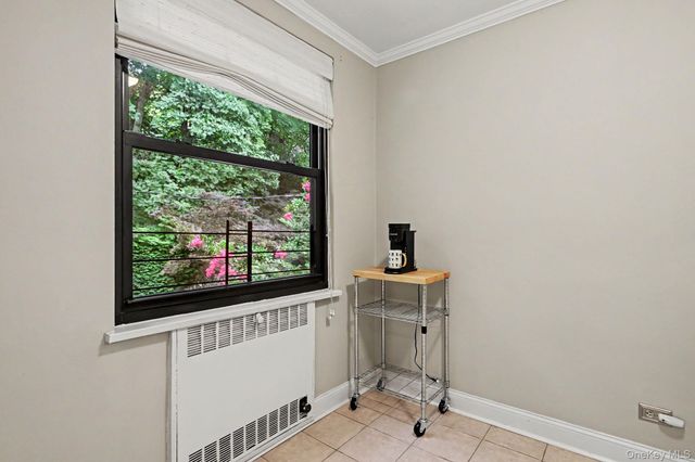 50 Rockledge Road 2A, Hartsdale, NY 10530