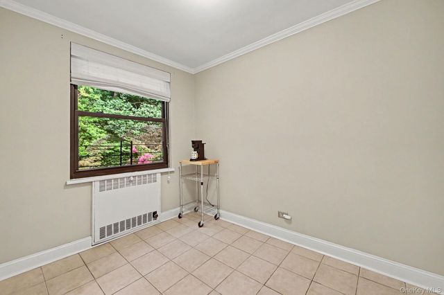 50 Rockledge Road 2A, Hartsdale, NY 10530