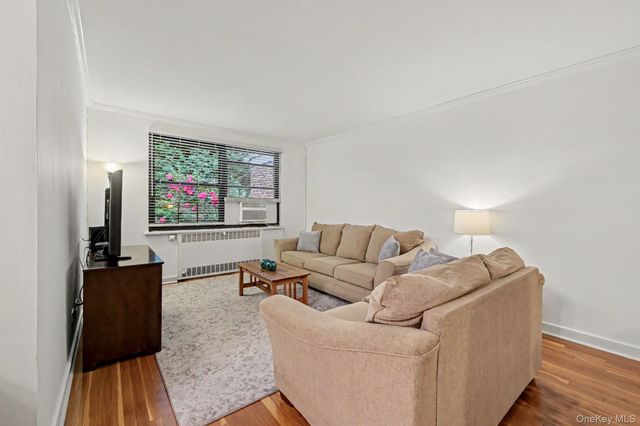 50 Rockledge Road 2A, Hartsdale, NY 10530