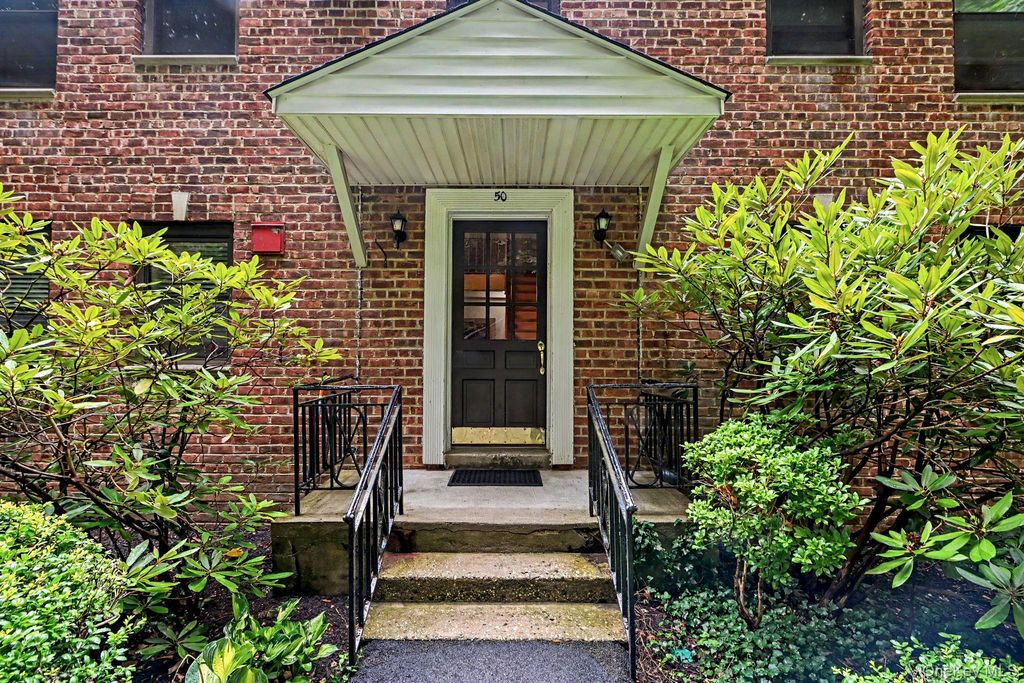 50 Rockledge Road 2A, Hartsdale, NY 10530 — exterior