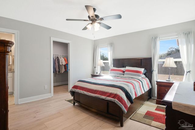 4439 Conifers St, Milton, FL 32583