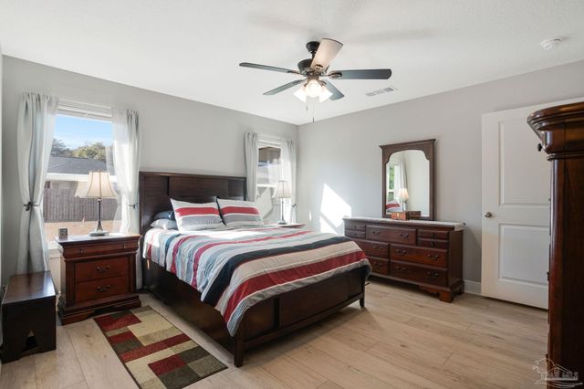 4439 Conifers St, Milton, FL 32583