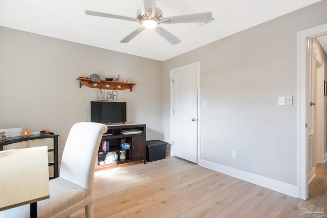 4439 Conifers St, Milton, FL 32583